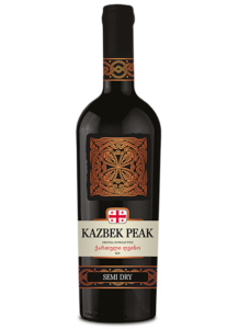 KAZBEK PEAK RED SEMI DRY 0,75L
